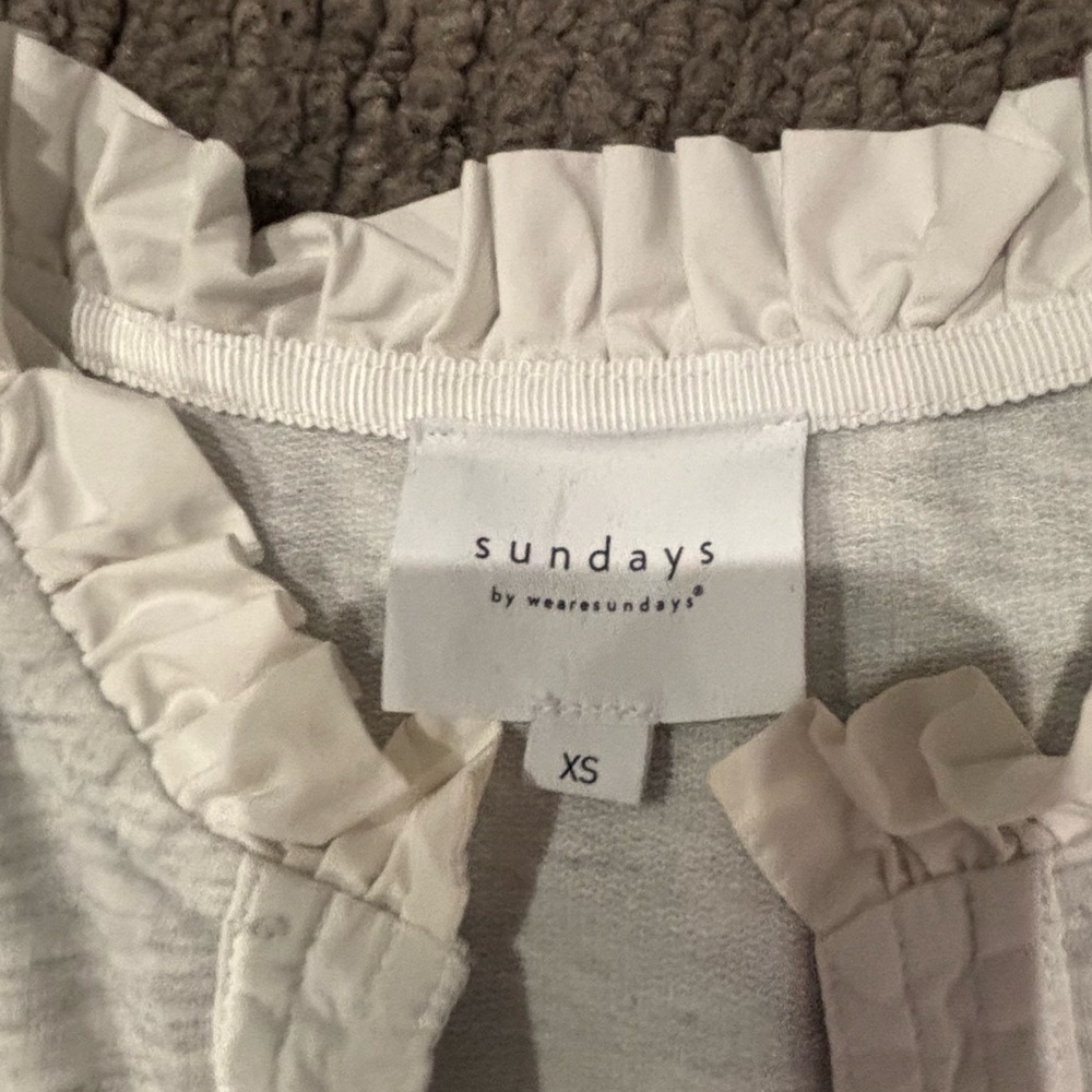 Sundays Ruffled Sleeve Top - Picture 4 of 10